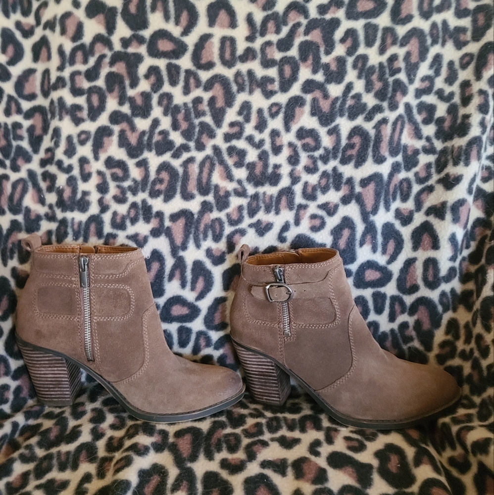 Lucky Brand booties